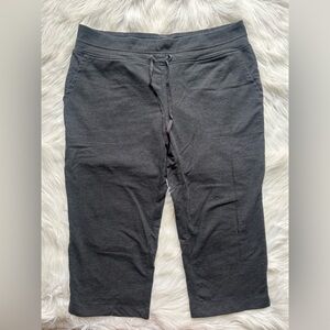 Eddie Bauer Gray Capri Pants Cropped Lounge Athleisure Drawstring Casual Soft